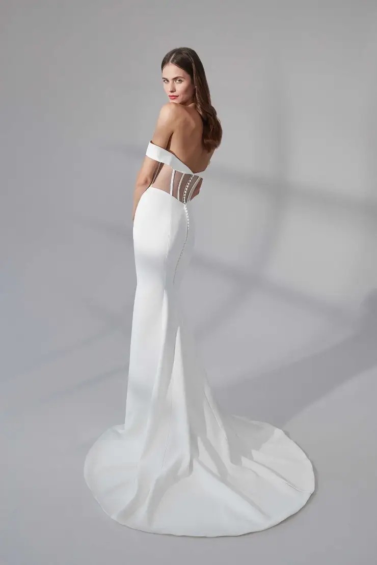 Justin Alexander Signature Gown